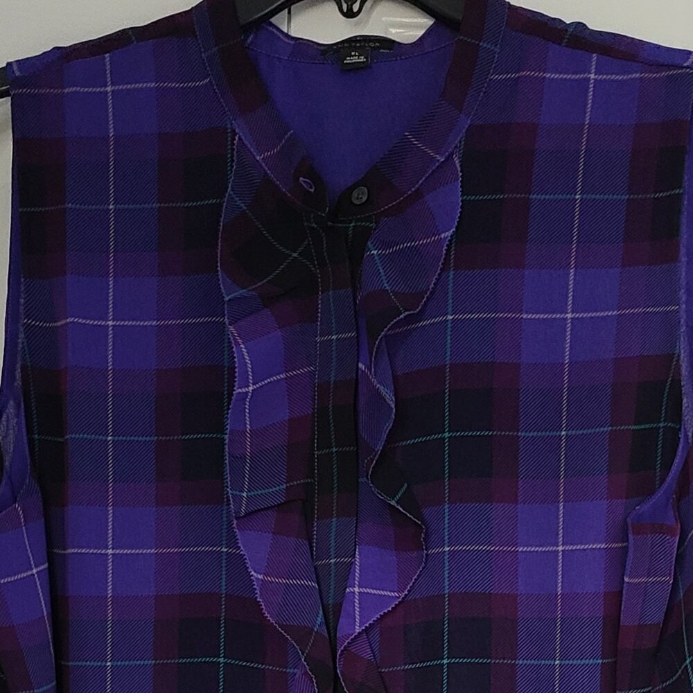 Ann Taylor Plaid Sleeveless Blouse, XL
